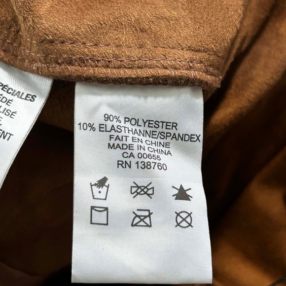 FAUX SUEDE SKIRT, TOFFEE, SIZE 24, BACK ZIPPER, FRONT POCKETS, FRONT SLIT, FEELS - Picture 6 of 10